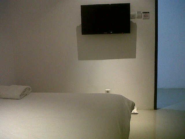 M Hotel Express Sorong Luaran gambar